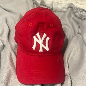 NY Yankees baseball hat new era